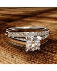 0.53ct Brilliant Cut Diamond Gold Engagement Ring - 01US20