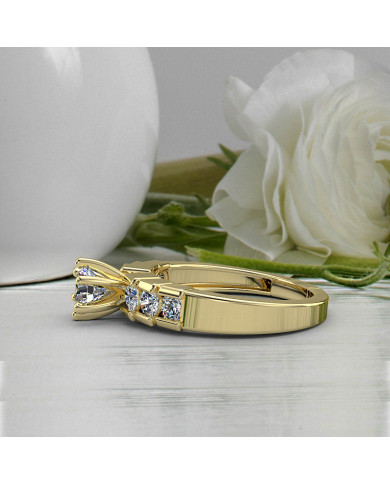 0.86ct Brilliant Diamond Gold Engagement Ring - 02US17C